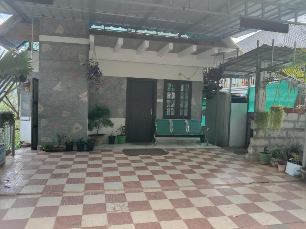 Riya Home Stay Munnar Anaviratty Luaran gambar